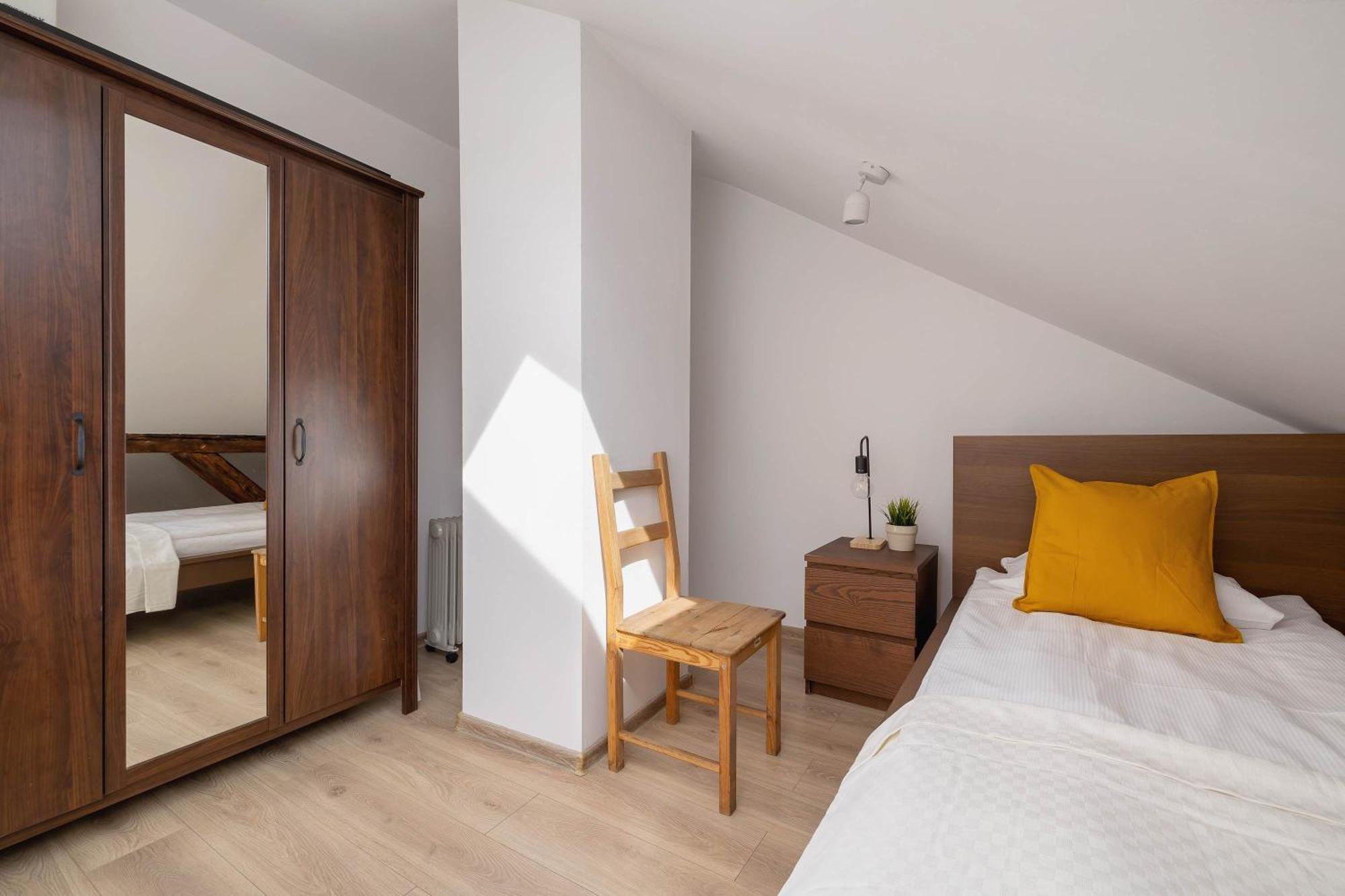 Klimatyzowany Z Dwiema Sypialniami W Centrum Krakowa Blisko Rynku I Parku By Renters * Krakau