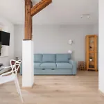 Klimatyzowany Apartament Z Dwiema Sypialniami W Centrum Krakowa Blisko Rynku I Parku By Noclegi Renters