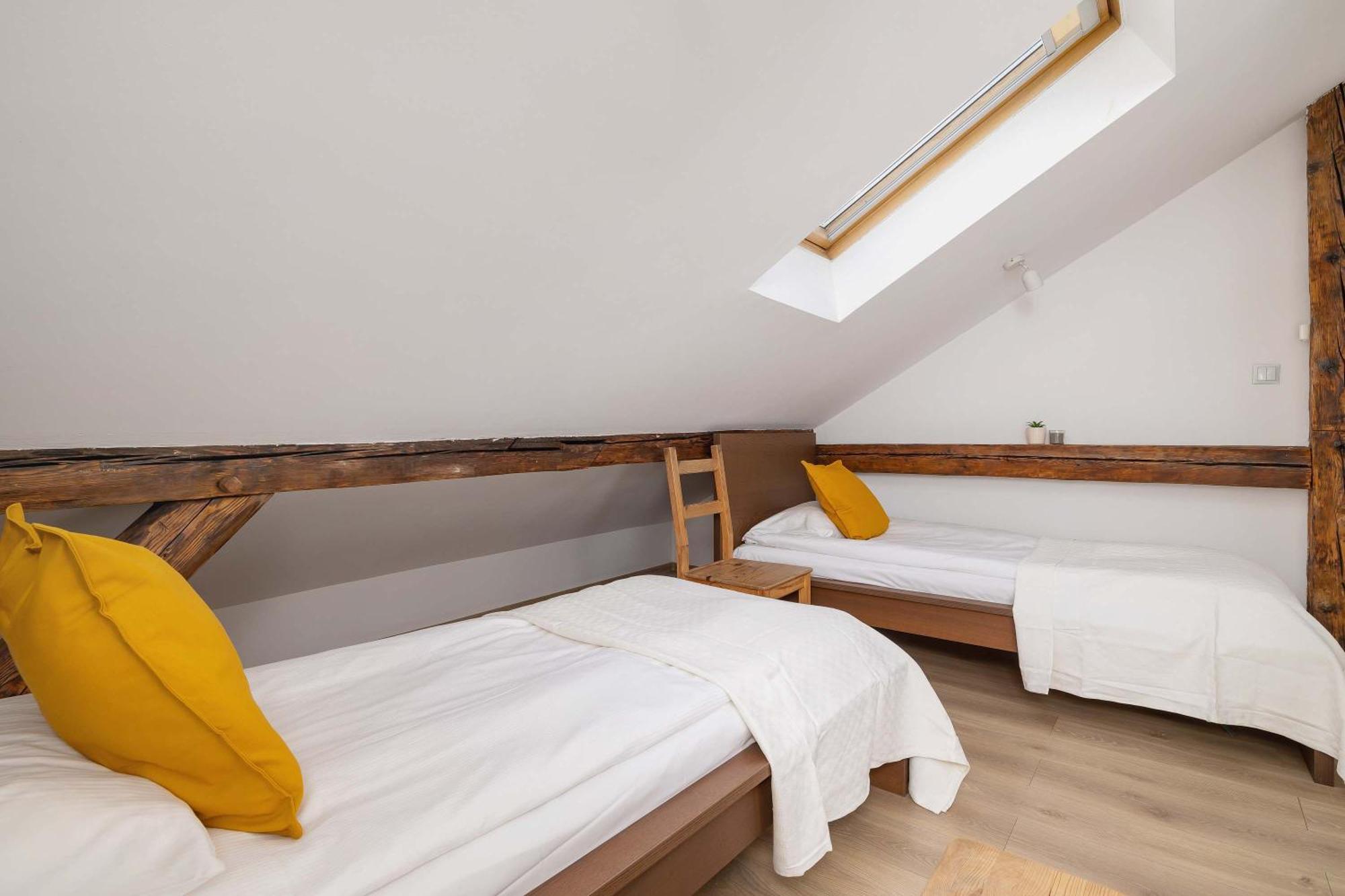 Klimatyzowany Z Dwiema Sypialniami W Centrum Krakowa Blisko Rynku I Parku By Renters Apartment