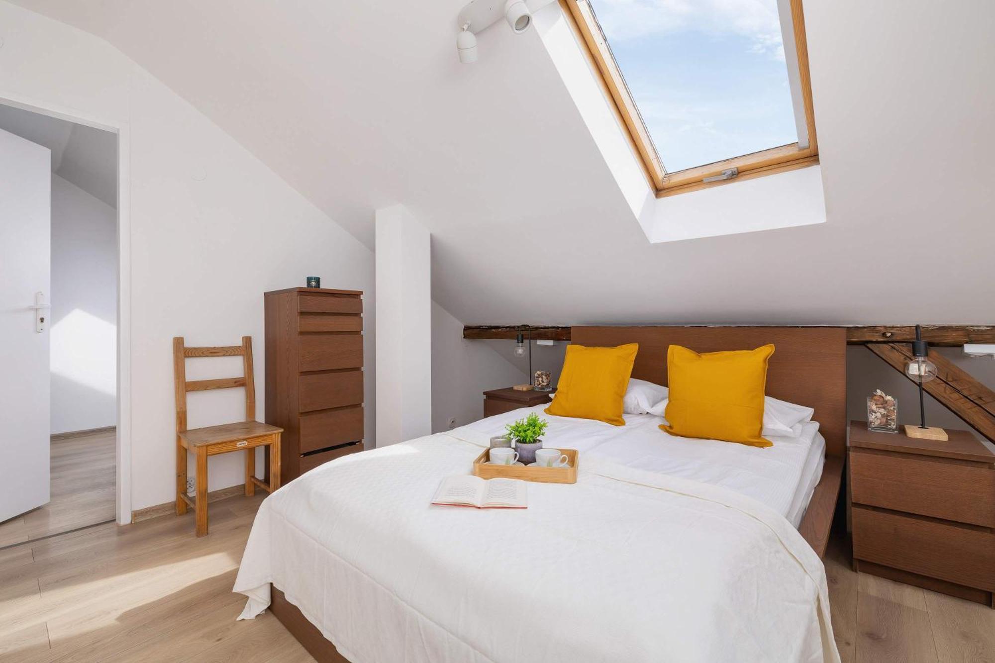 Apartment Klimatyzowany Z Dwiema Sypialniami W Centrum Krakowa Blisko Rynku I Parku By Renters *