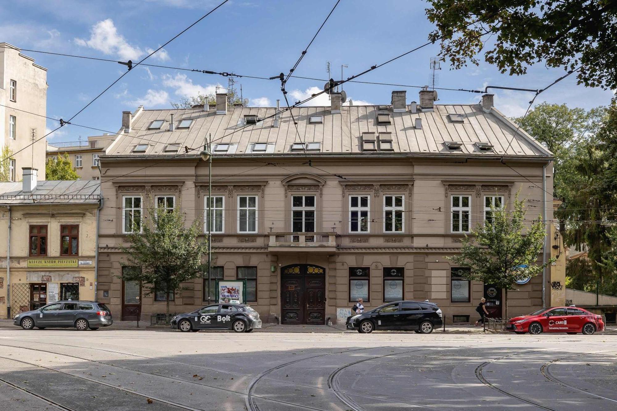 Klimatyzowany Z Dwiema Sypialniami W Centrum Krakowa Blisko Rynku I Parku By Renters Krakau